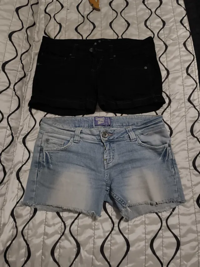 Shorts vaqueros Bershka mujer