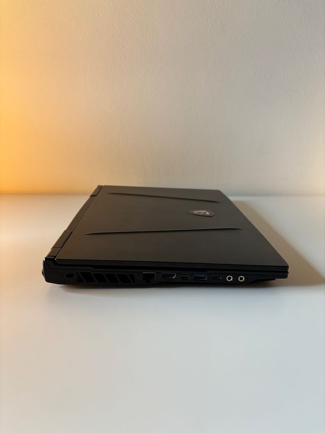 Portátil MSI GL65 Leopard 