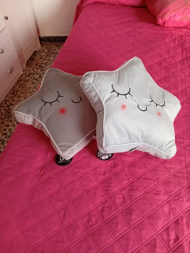 2 Peluches Estrella Gris y Azul