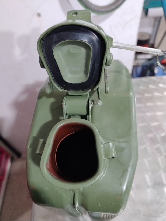 Garrafa combustible 5L verde