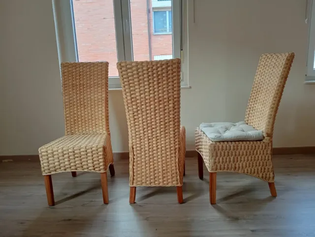 4 Sillas de Mimbre
