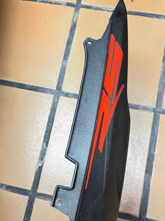 Tapa Colin Aprilia RS125 2006 Negra Roja
