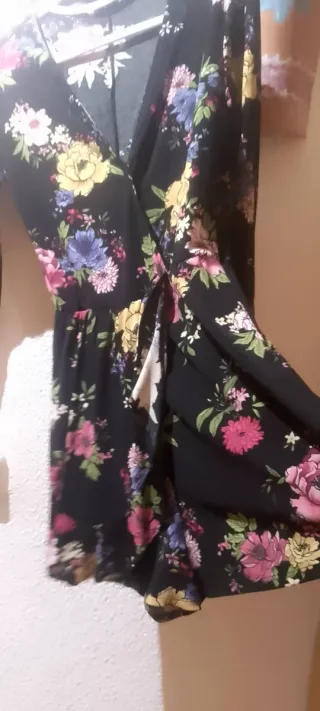 Mono corto floral Breshka talla M