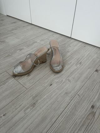 Alpargatas transparentes Lujans talla 38