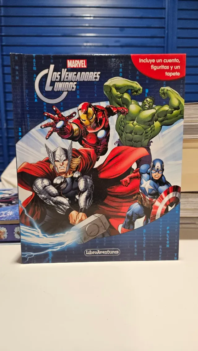 Los vengadores. Libroaventuras: Incluye un cuen...