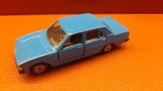 Peugeot 604 NOREV blu