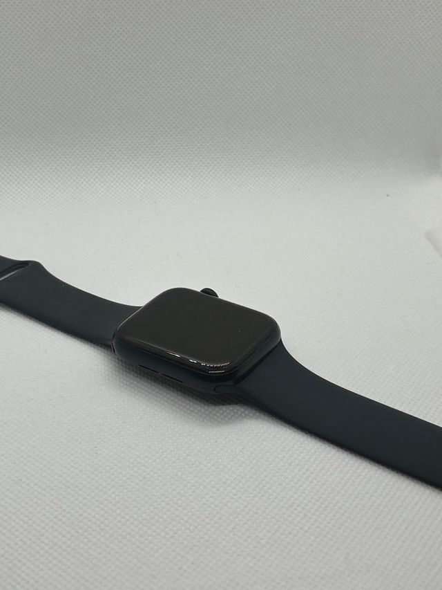 98% - Impecable Apple Watch SE 2 44mm CELL