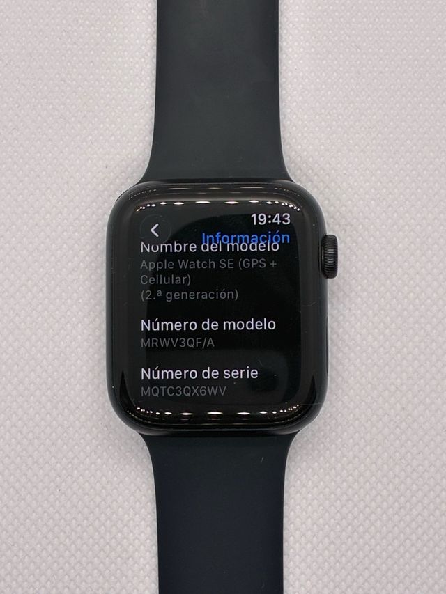 98% - Impecable Apple Watch SE 2 44mm CELL