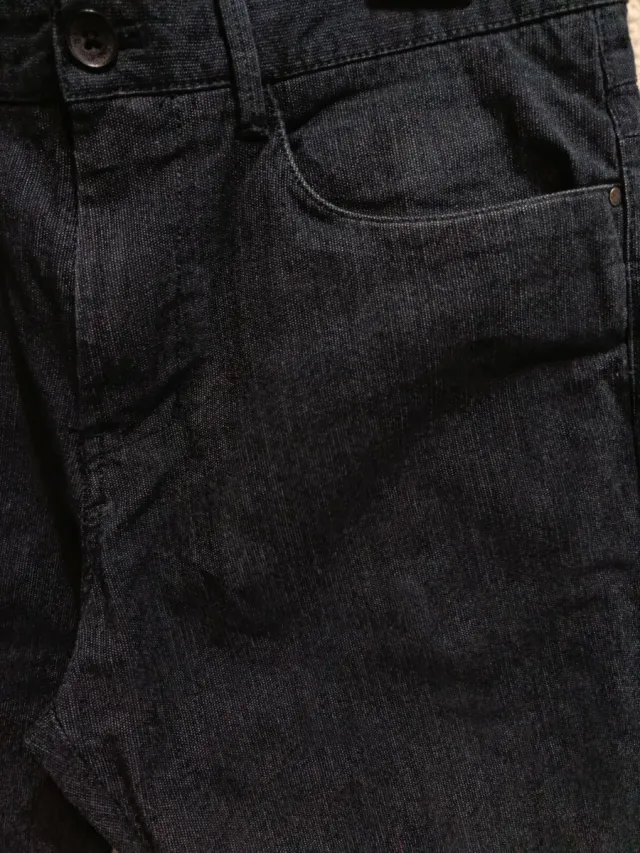 Pantalón  Calvin Klein "Body Fit" Talla L