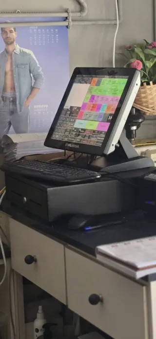 TPV Táctil IRUBISA: Monitor, Cajón, Impresora