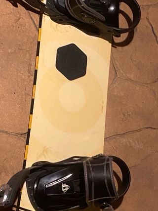 Tabla de Snowboard con Fijaciones