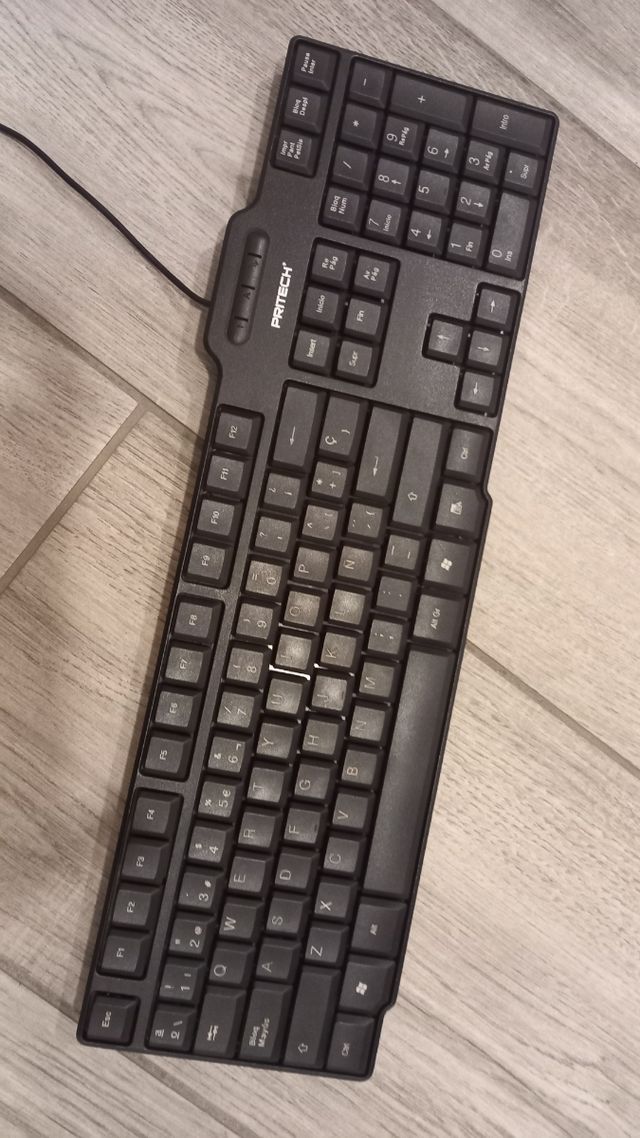 Teclado Pritech Semibajo