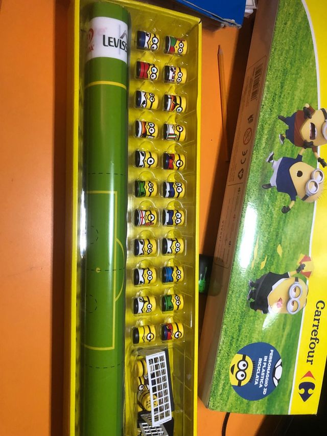 Campo da calcio Minions con tutte le action figure