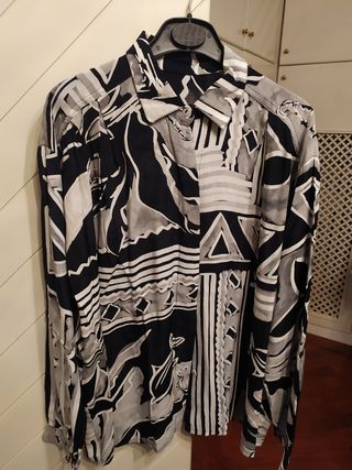 Camicia con disegni geometrici vintage