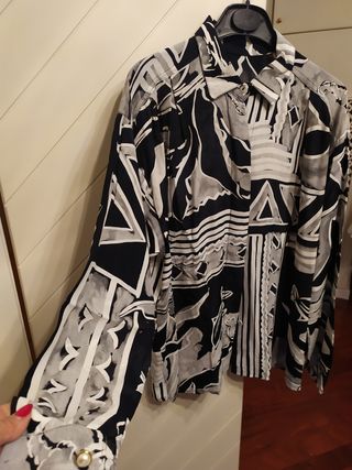 Camicia con disegni geometrici vintage