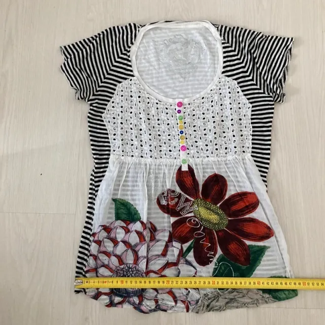 Camiseta Desigual manga corta estampada