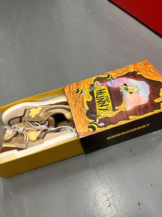 Zapatillas FLOWER INSTINCT x SNEAKMART Marrón/Amar