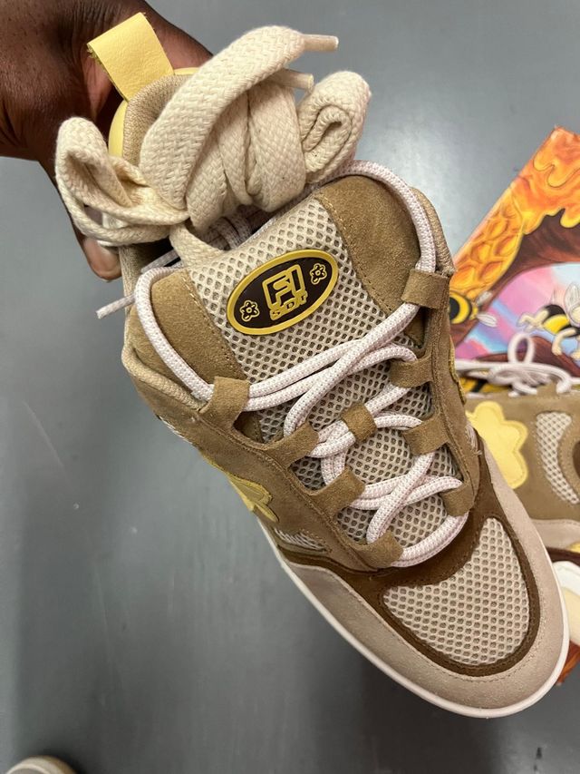 Zapatillas FLOWER INSTINCT x SNEAKMART Marrón/Amar