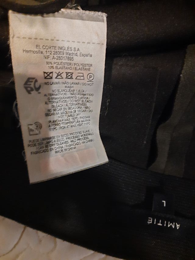 Pantalón verde oscuro tejido extensible