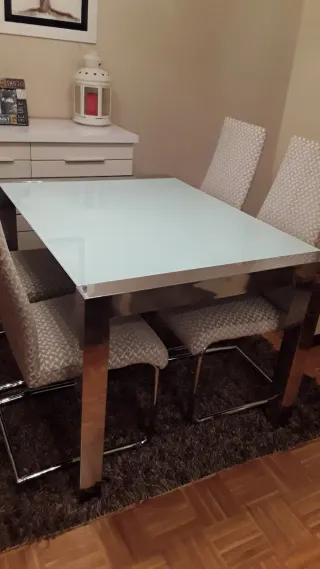 Mesa Comedor Cristal y Metal