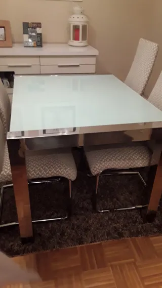 Mesa Comedor Cristal y Metal
