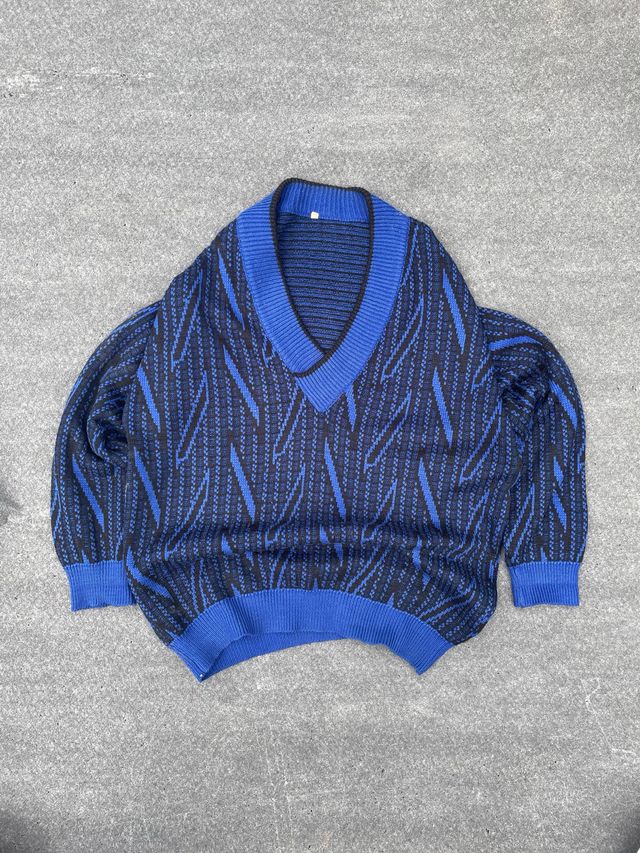 Jersey vintage cuello pico azul y negro