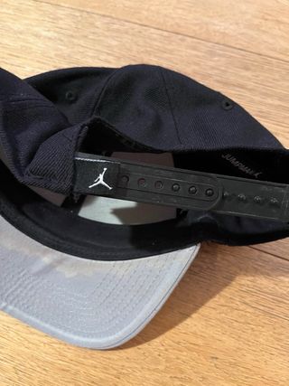 Cappellino Jordan Nero e Grigio