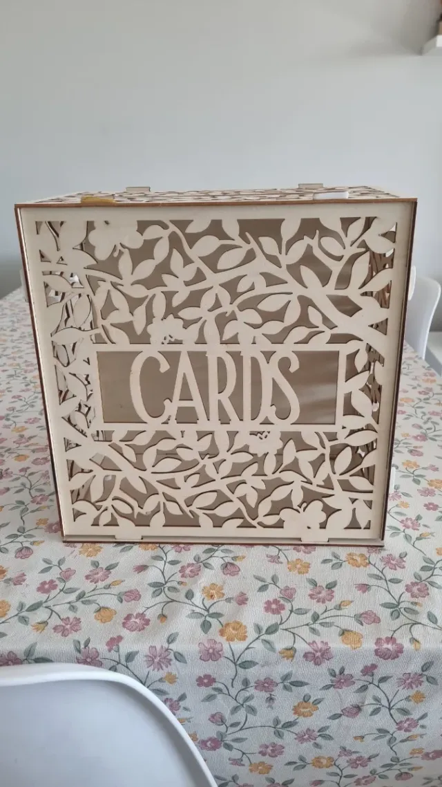 Caixa de Madeira para Cartões Decorada