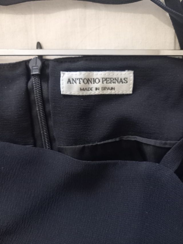 Vestido largo negro Antonio Pernas para fiestas