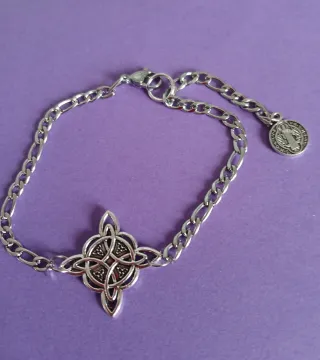 Pulsera Nudo de Bruja y San Benito