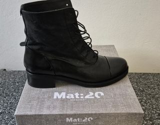 Stivaletti Mat:20 neri