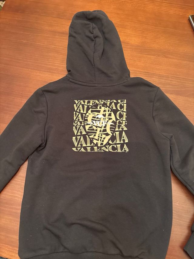 Sudadera Puma Valencia CF 11-12 años.