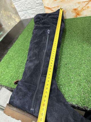 Stivali alti neri in camoscio