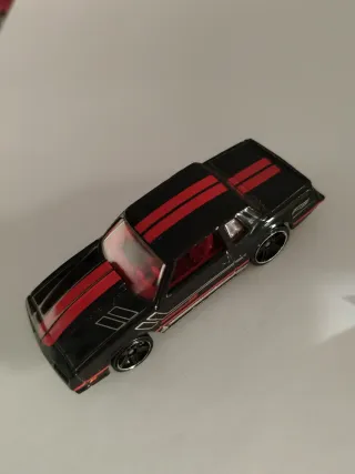 Hot Wheels '86 Monte Carlo SS