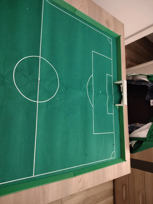 Tapete de futbol  11 con vallas y porterías