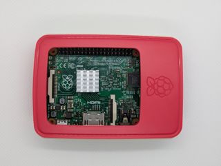 Raspberry Pi 2 Model B - Completo di accessori