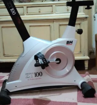Bicicleta Estática BH ZT100