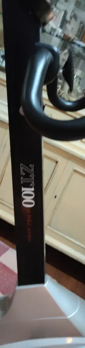 Bicicleta Estática BH ZT100