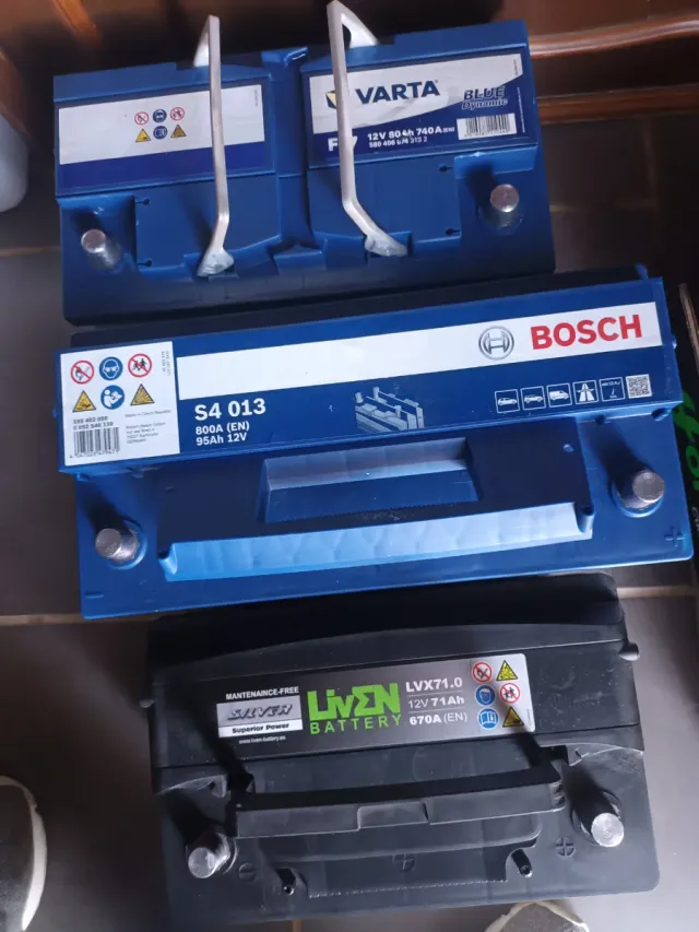 Batería coche Varta Bosch LivEn 12V