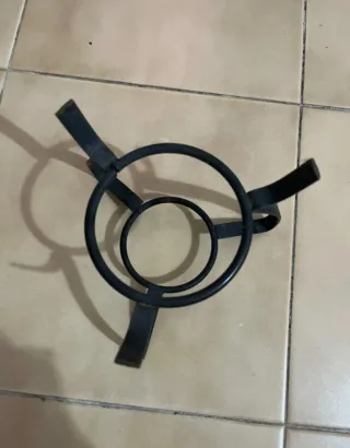 Portavaso in metallo nero