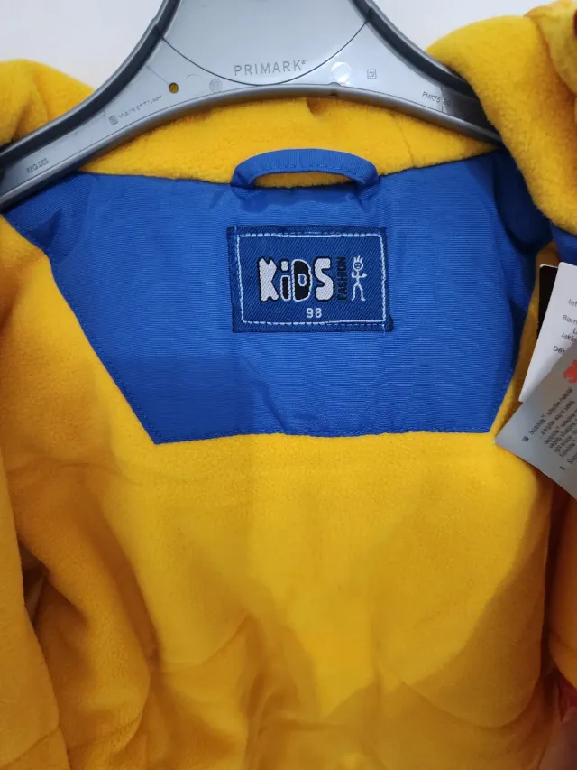 Chaqueta infantil amarilla y roja