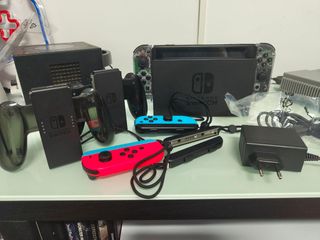 Nintendo Switch Transparente+Joy-Con Extra+Fundas