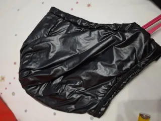 Cazadora acolchada negra mujer