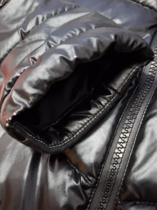 Cazadora acolchada negra mujer