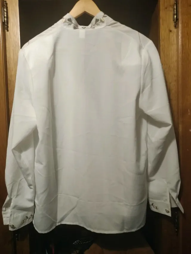 Blusa bordada floral mujer