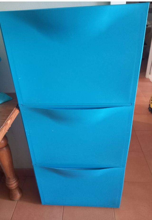 Zapatero infantil azul