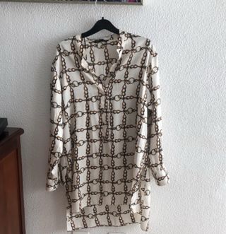 Blusón seda Zara estampado cadenas