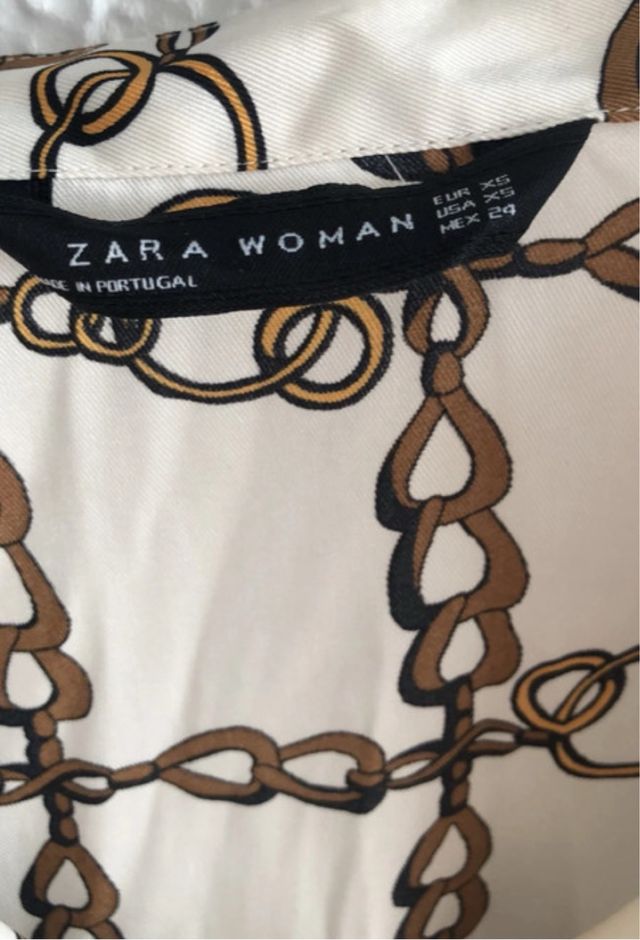 Blusón seda Zara estampado cadenas