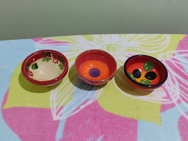 3 cuencos decorativos de cerámica