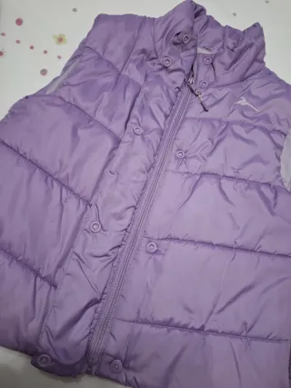 Chaleco acolchado morado